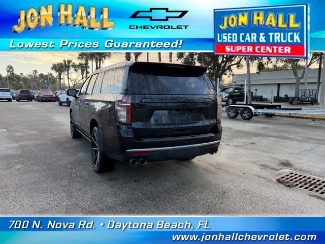 Used 2022 Chevrolet Suburban High Country image 9