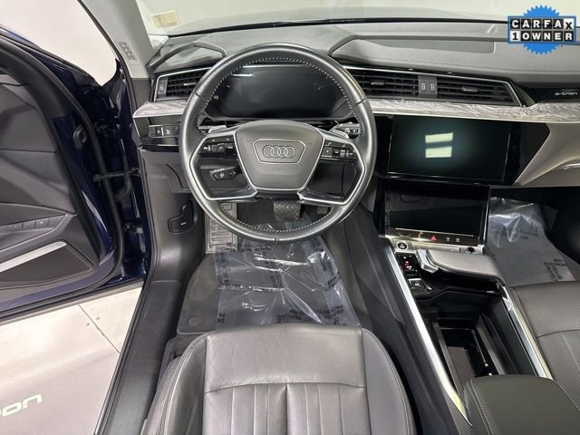Used 2021 Audi e-tron Premium Plus w/ Premium Plus Package image 18