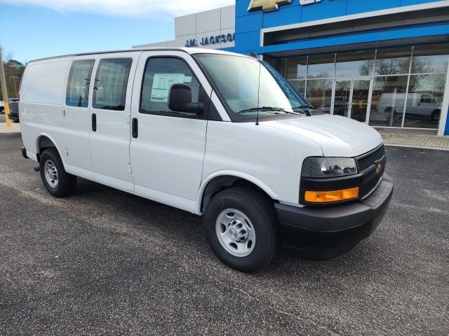 New 2025 Chevrolet Express 2500 w/ Driver Convenience Package image 4