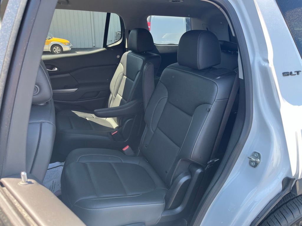 Used 2023 GMC Acadia SLT w/ Elevation Edition FWD image 23