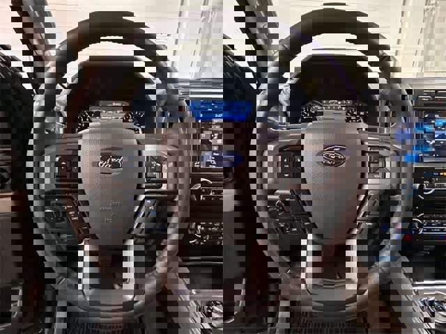 Used 2018 Ford Expedition XLT w/ Equipment Group 202A image 7