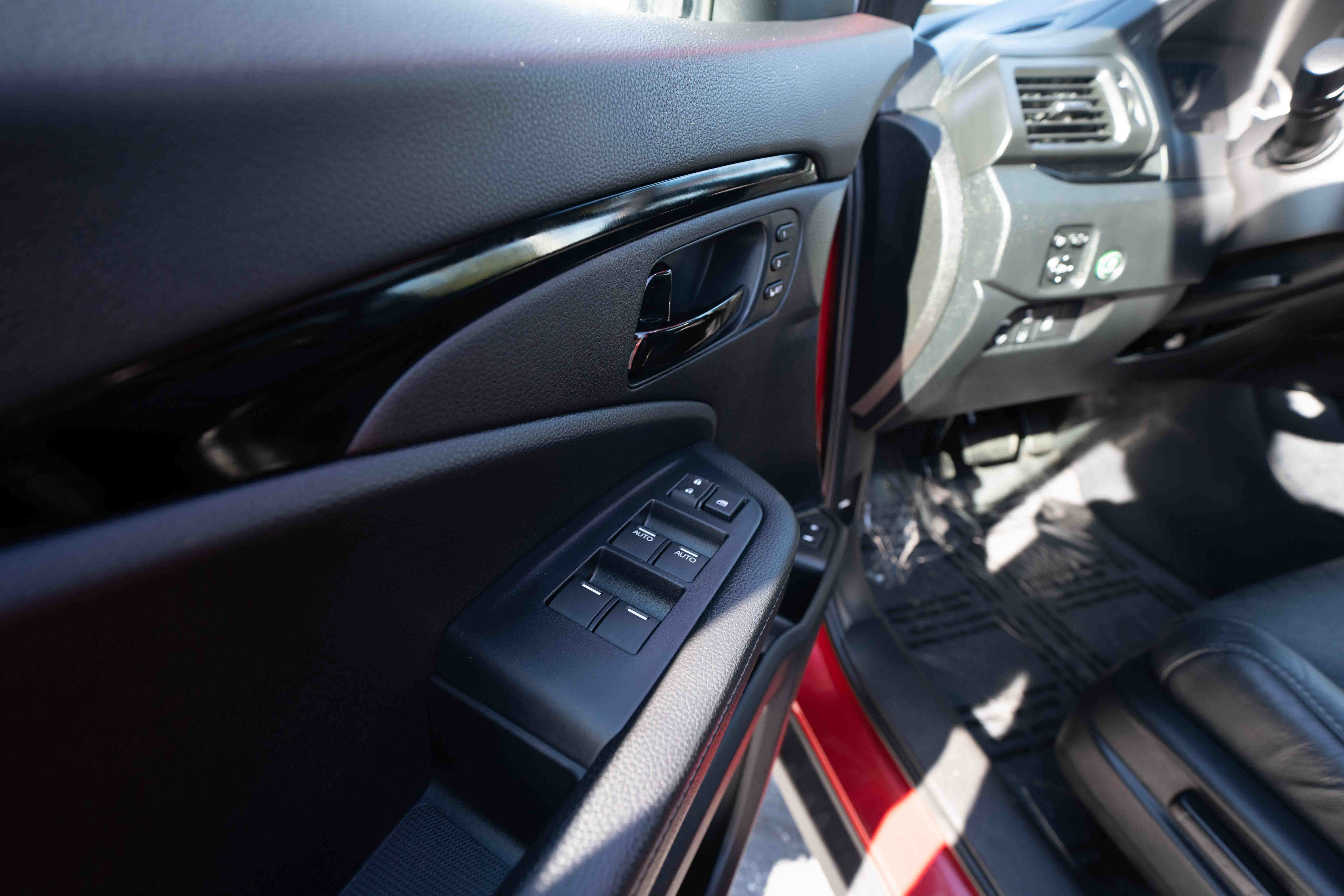 Used 2023 Honda Passport Elite image 7