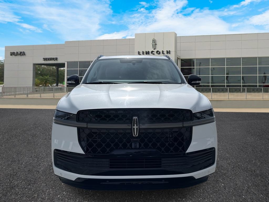 New 2026 Lincoln Navigator Reserve w/ Jet Appearance Package image 8