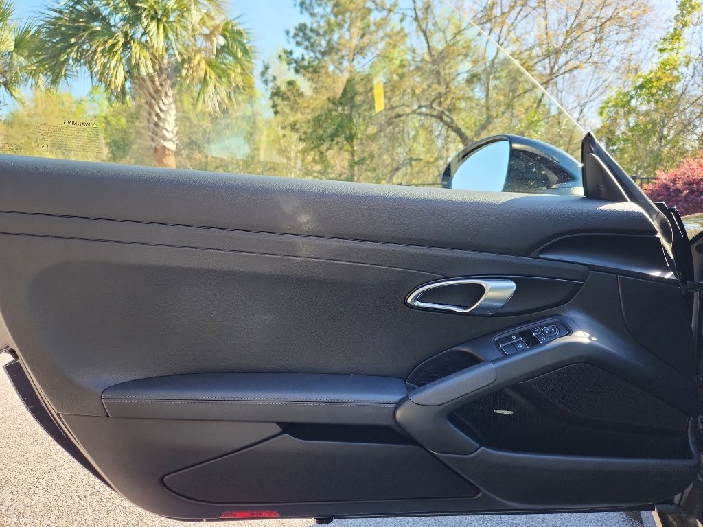 Certified 2022 Porsche 718 Cayman S image 14