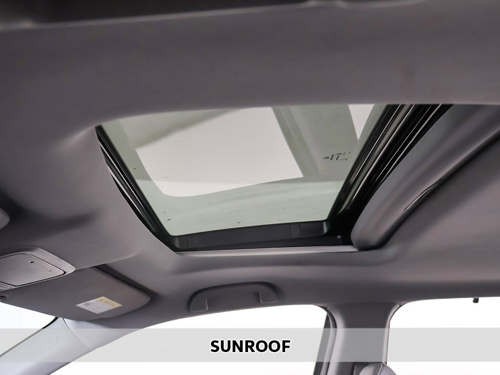 Used 2021 Honda Pilot Special Edition image 3