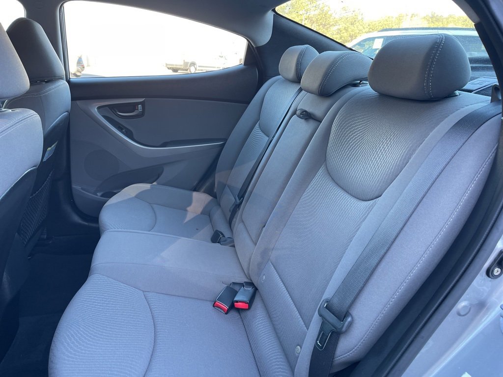 Used 2014 Hyundai Elantra SE w/ Option Group 02 image 19