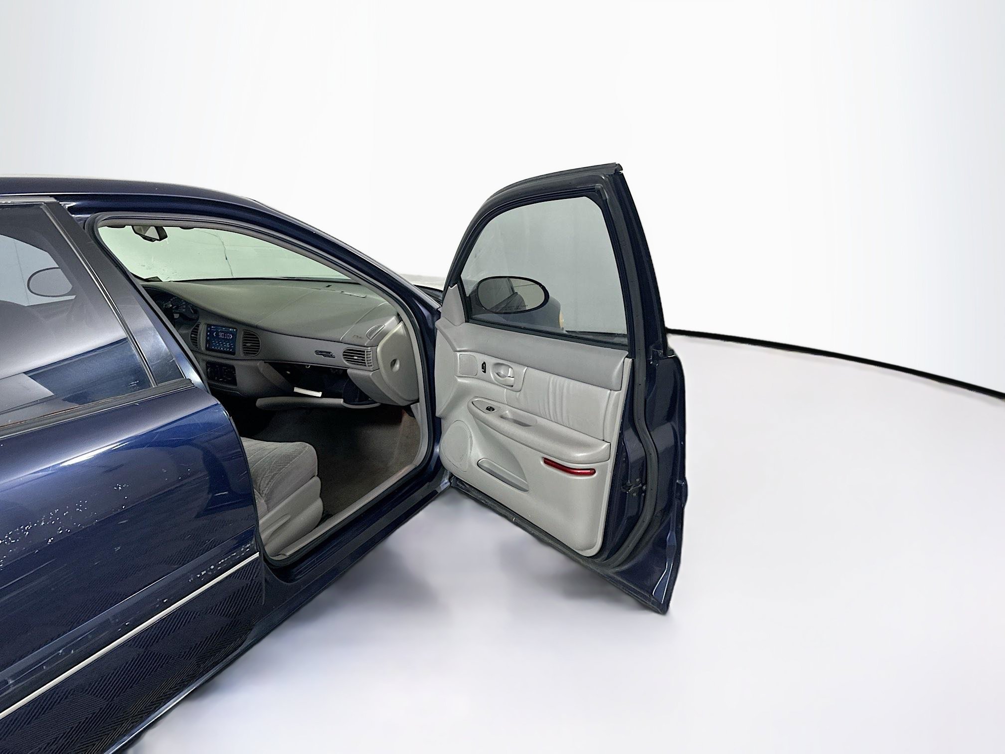 Used 2000 Buick Century Custom w/ Elite Pkg FWD image 27