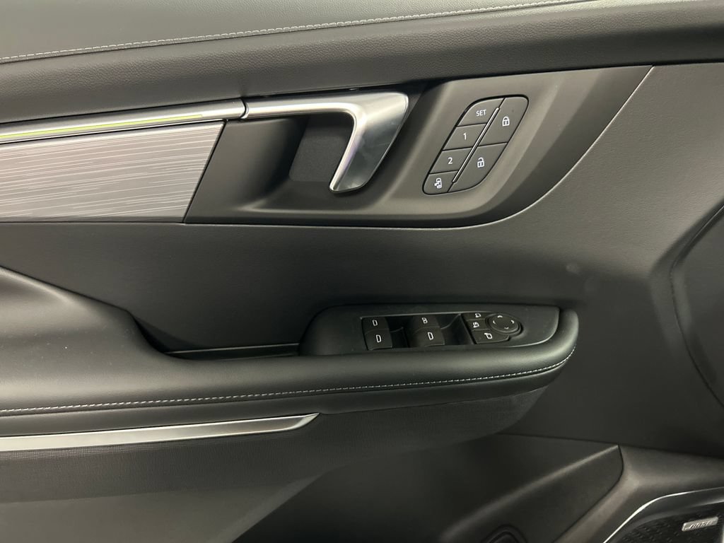 New 2026 Buick Enclave Preferred w/ Power Package AWD/4WD image 12