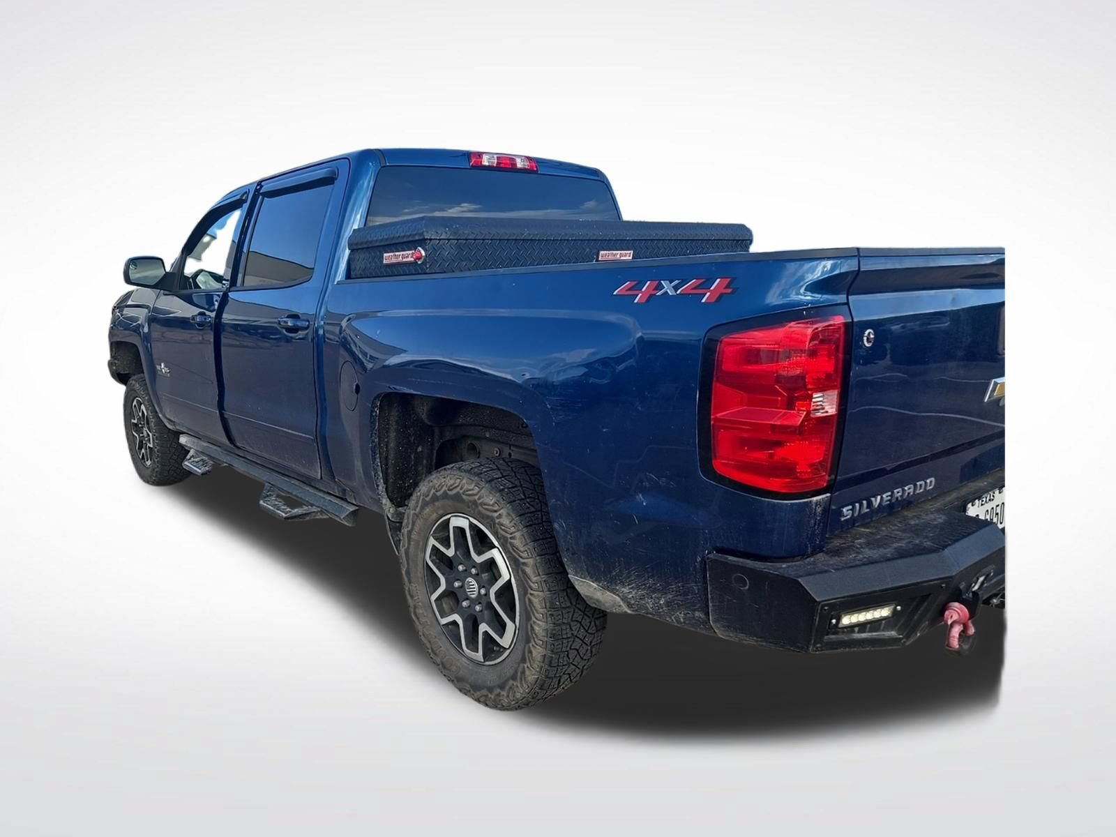 Used 2018 Chevrolet Silverado 1500 LT w/ Texas Edition AWD/4WD image 2