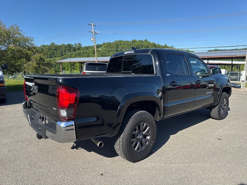 Used 2023 Toyota Tacoma SR5 AWD/4WD image 18