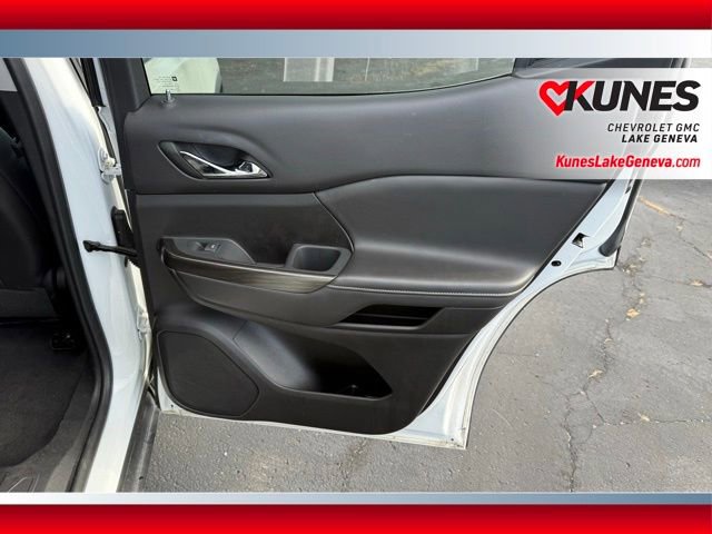 Used 2023 GMC Acadia SLT image 23