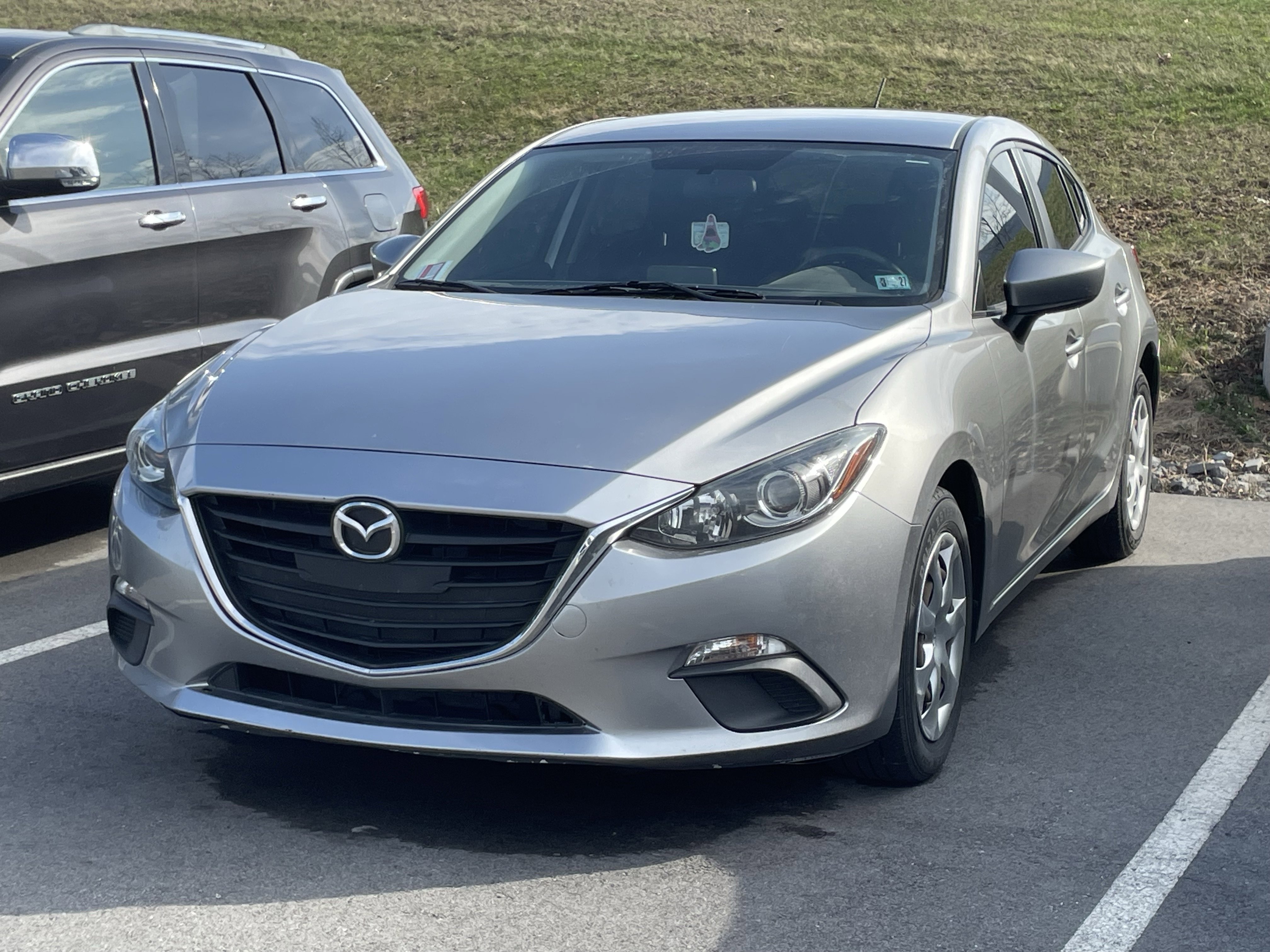 Used 2015 MAZDA MAZDA3 i Sport video 2