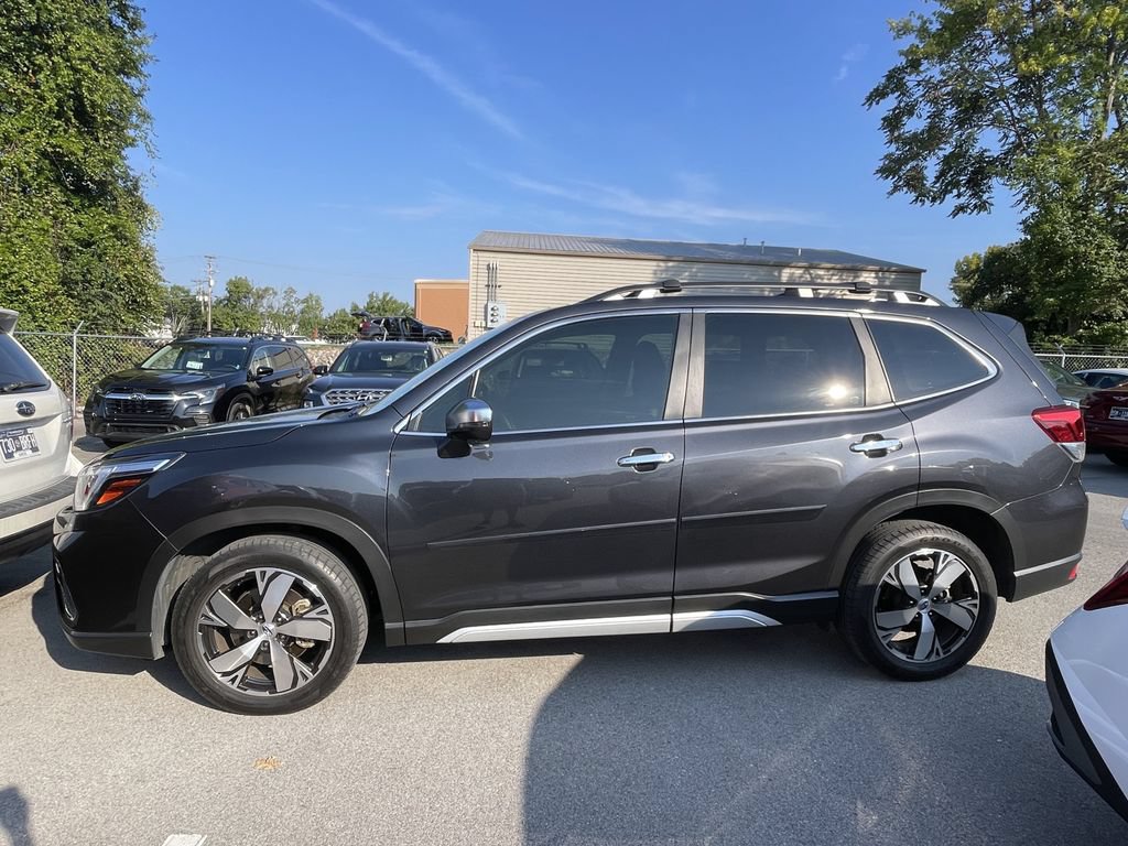 Used 2019 Subaru Forester Touring AWD/4WD image 3