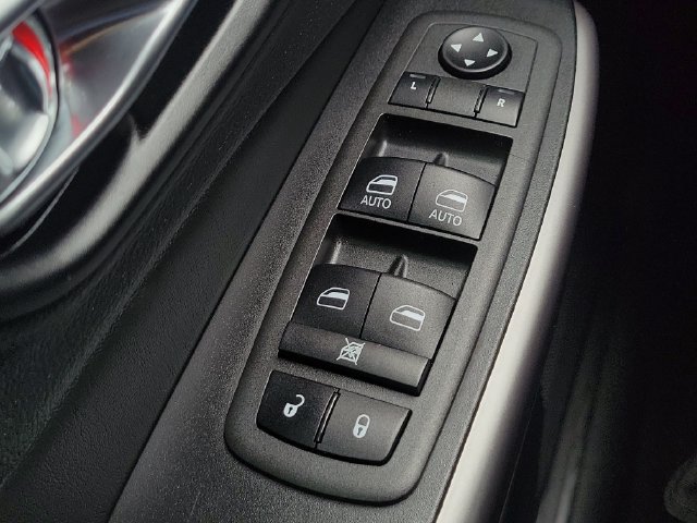 Used 2021 Jeep Cherokee Latitude Lux AWD/4WD image 19