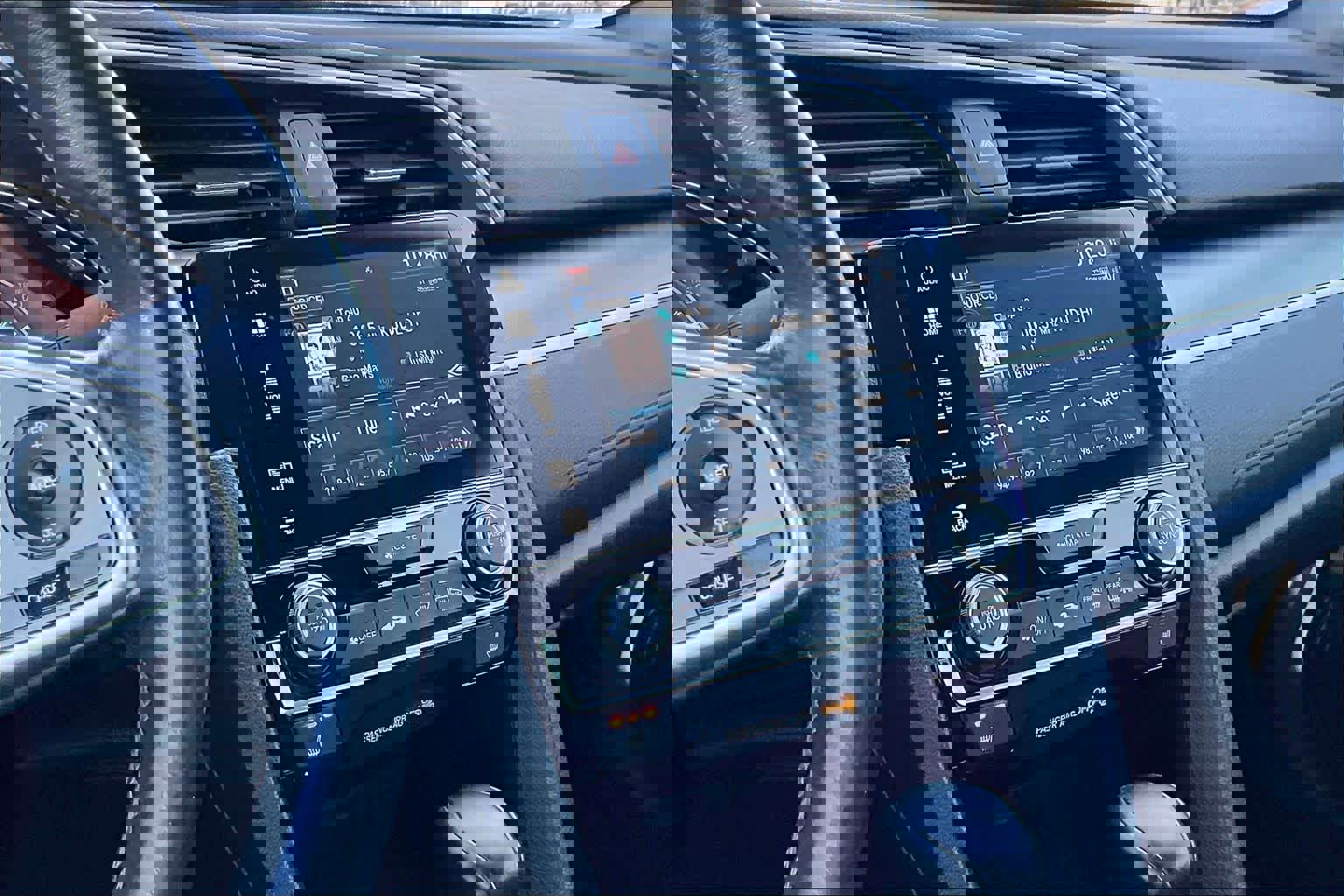 Used 2018 Honda Civic EX-T image 6