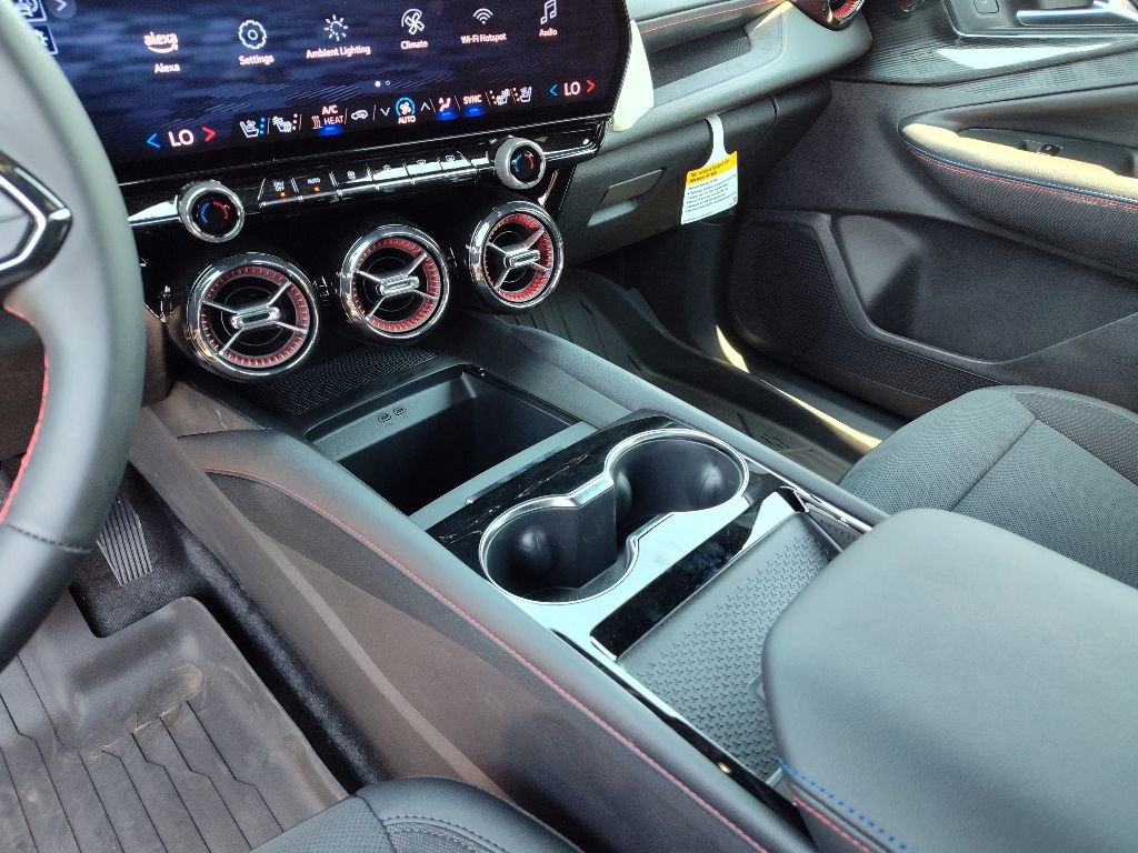 New 2025 Chevrolet Blazer EV RS image 13