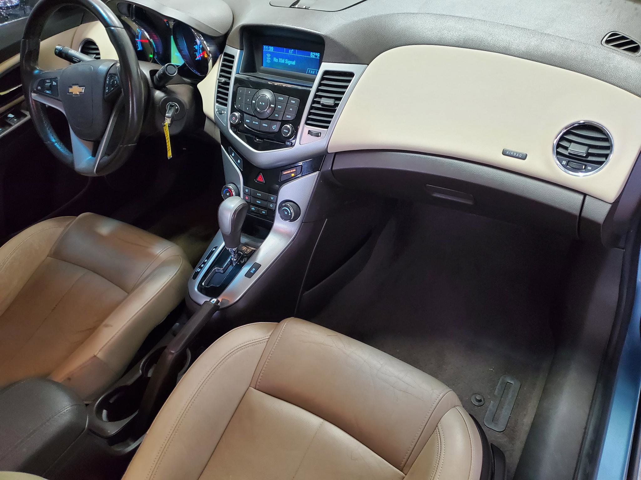Used 2011 Chevrolet Cruze LTZ FWD image 29