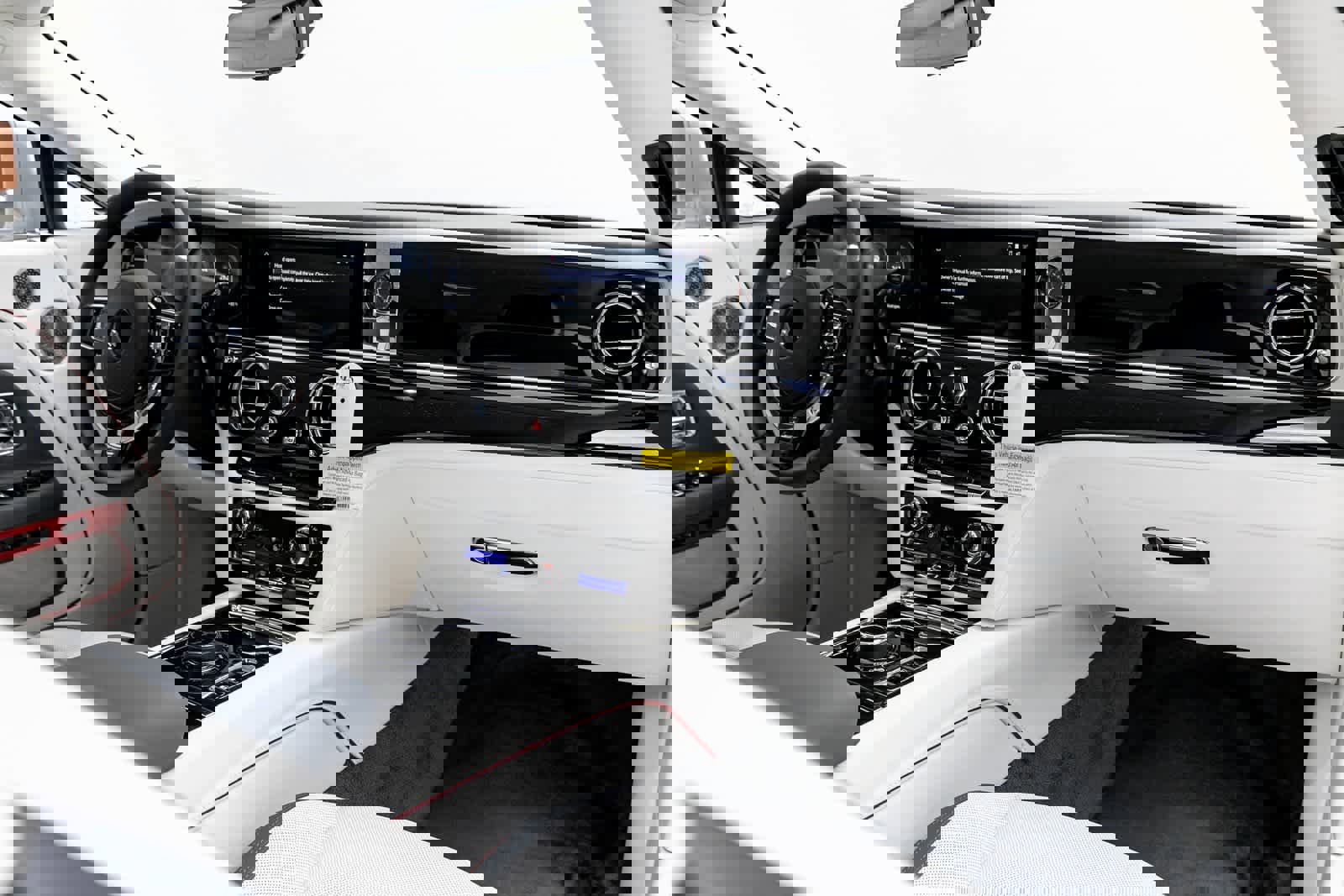 New 2025 Rolls-Royce Spectre image 40