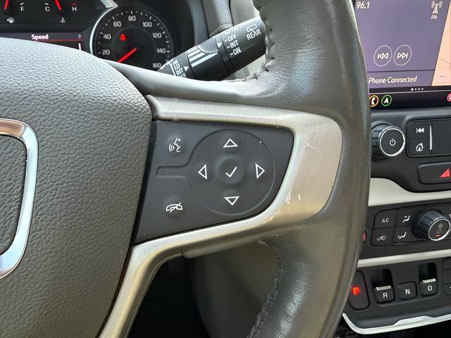 Used 2020 GMC Terrain Denali w/ Denali Premium Package FWD image 25