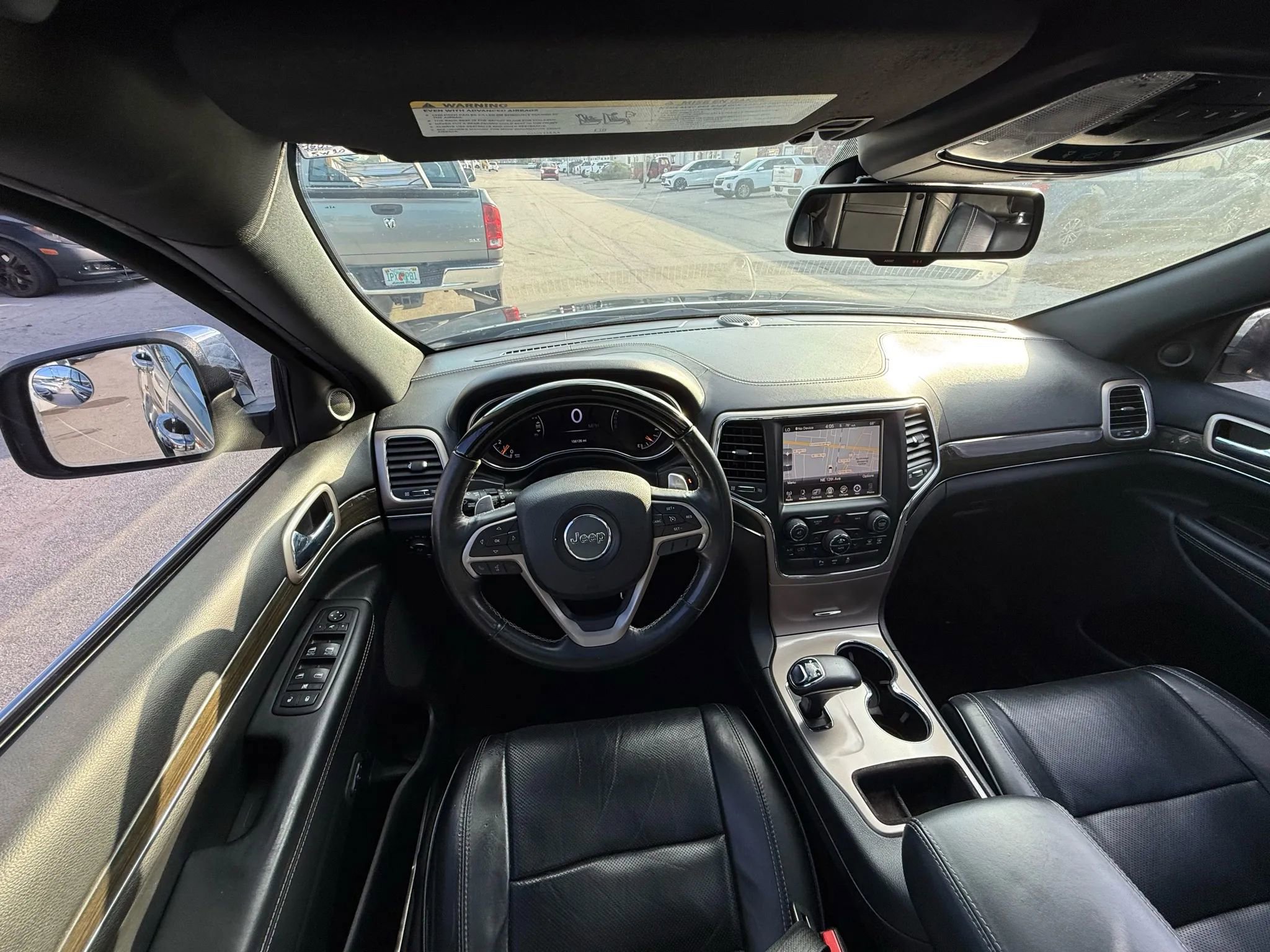 Used 2015 Jeep Grand Cherokee Overland w/ Trailer Tow Group IV image 14