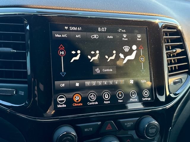 Used 2021 Jeep Grand Cherokee Laredo X image 26