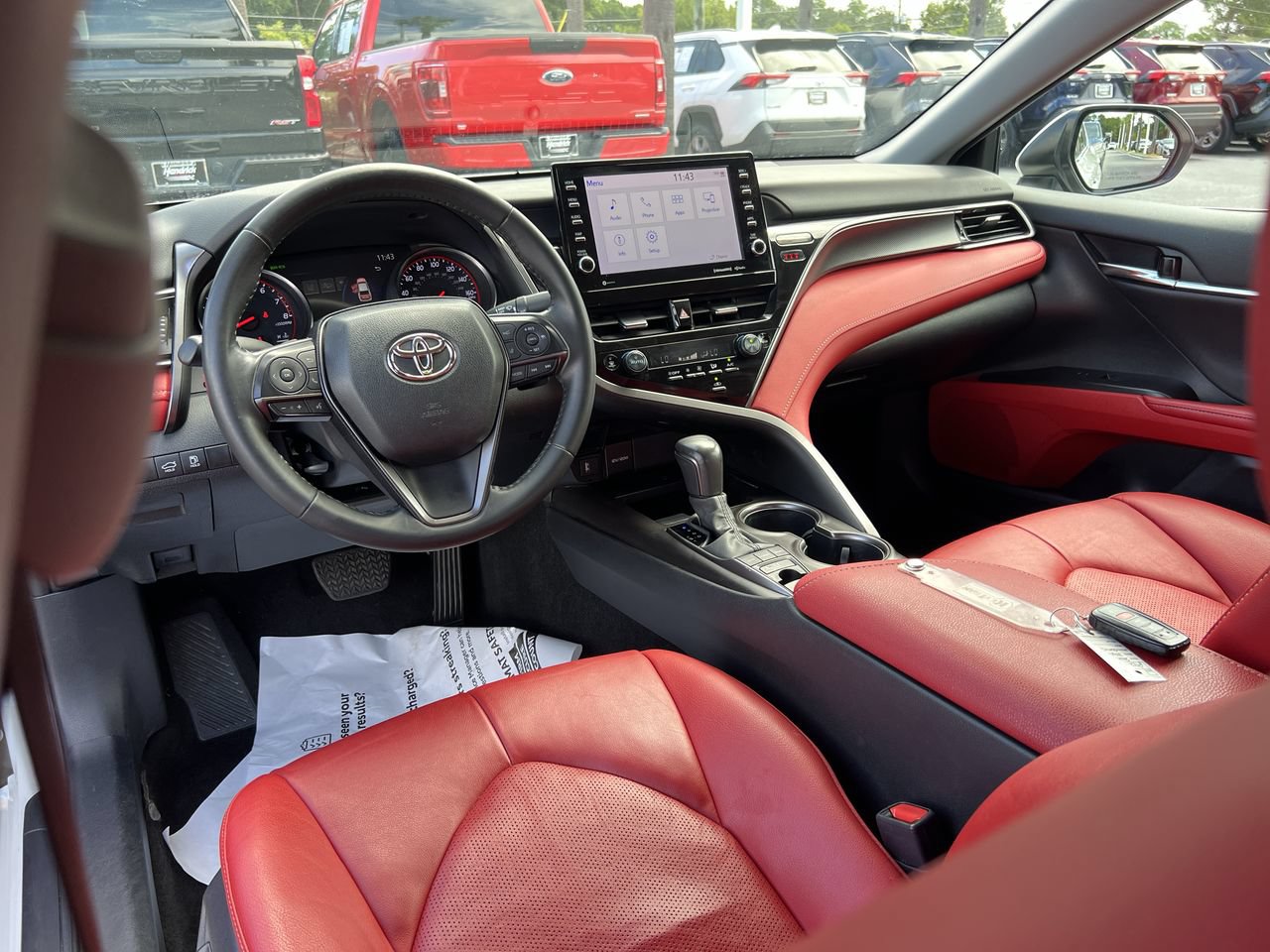 Used 2024 Toyota Camry XSE FWD image 30
