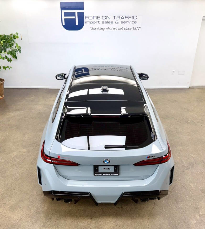 Used 2026 BMW M5 Touring image 26