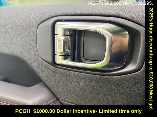 New 2025 Jeep Gladiator Rubicon w/ Safety Group image 21