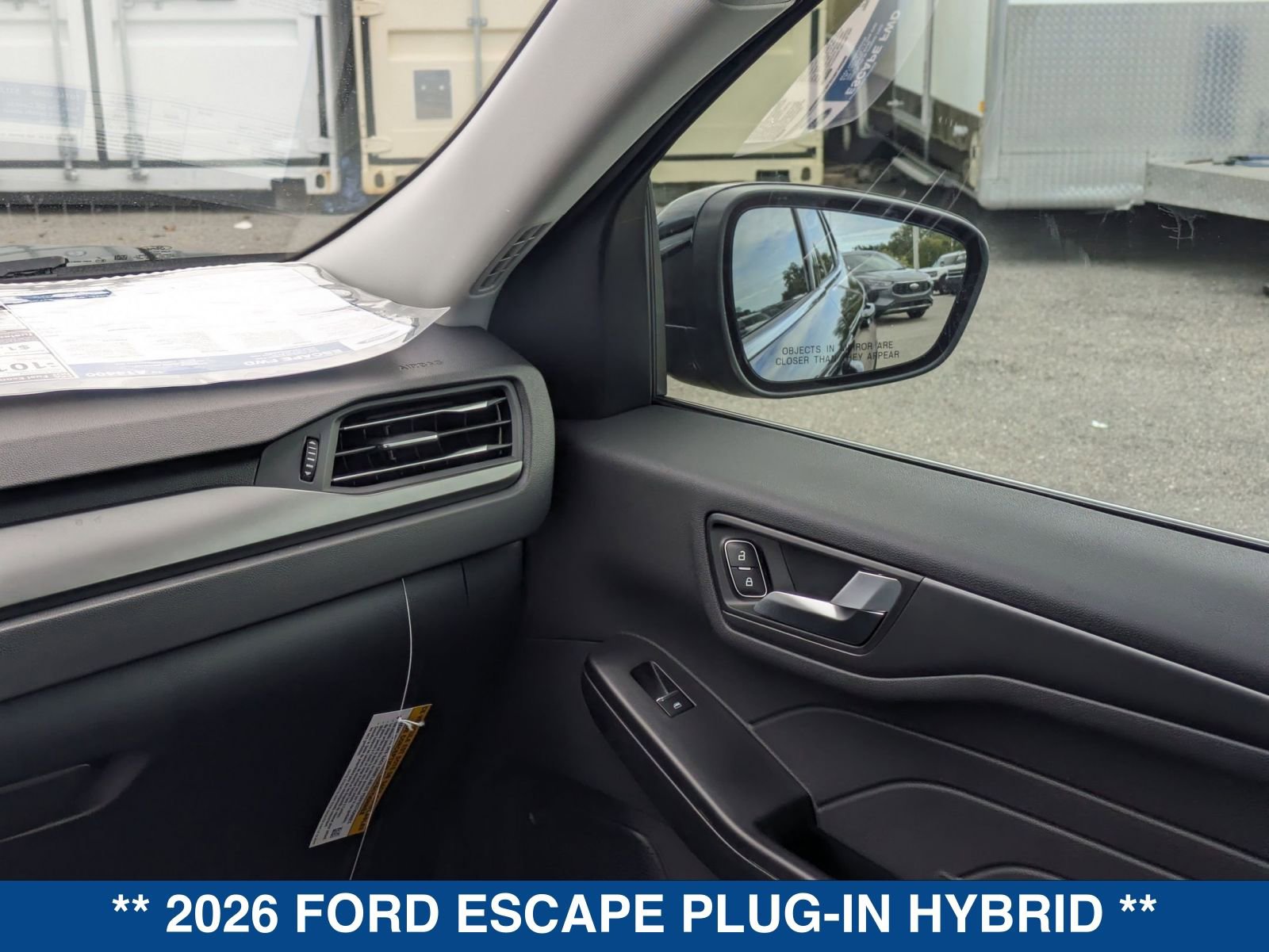 New 2026 Ford Escape SE FWD image 19