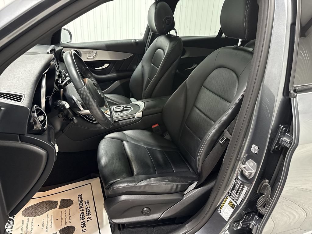 Used 2019 Mercedes-Benz GLC 300 image 20
