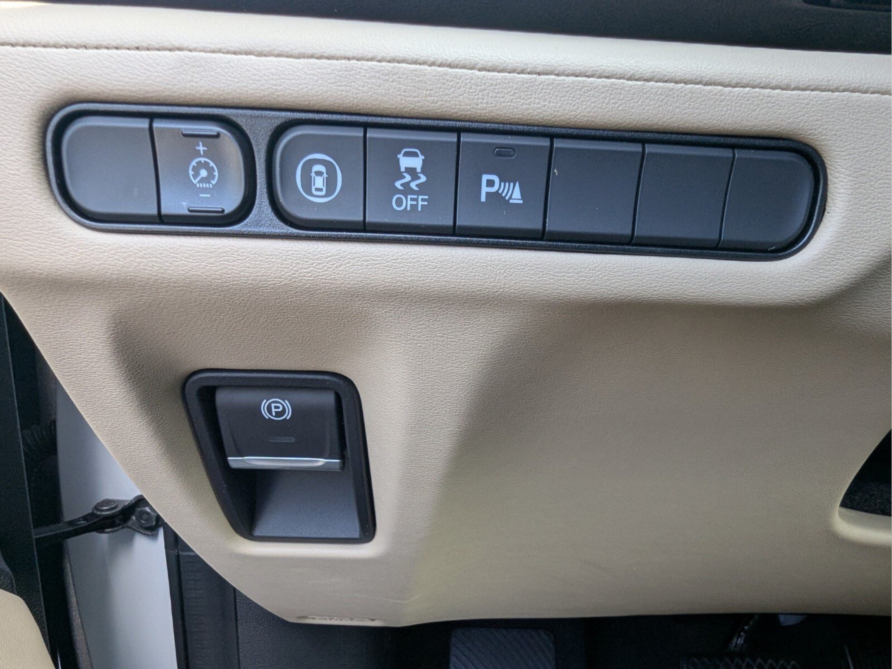 Used 2022 Acura MDX w/ Technology Package FWD image 12