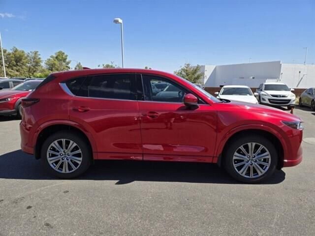 Used 2025 MAZDA CX-5 Signature image 7