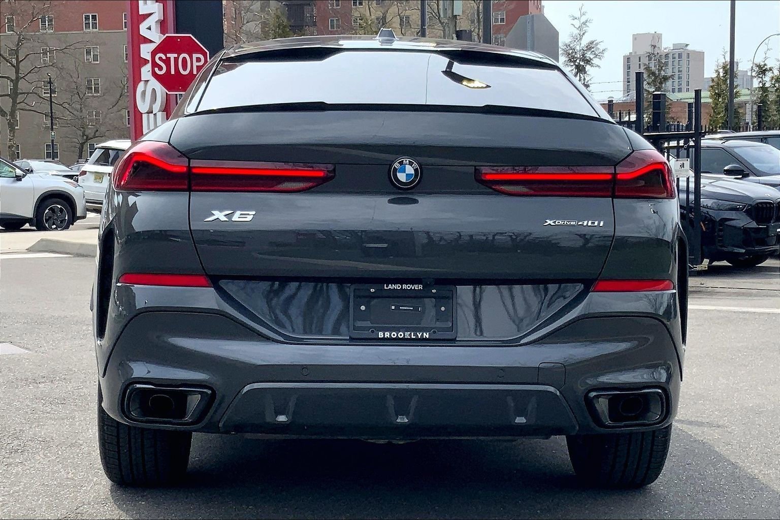 Used 2026 BMW X6 xDrive40i w/ Climate Comfort Package image 4