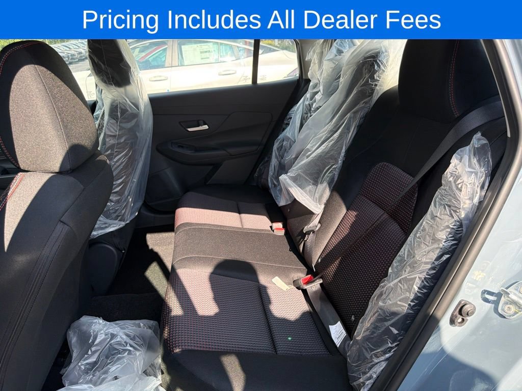 New 2027 Nissan Sentra SR w/ Floor Mat Package FWD image 10