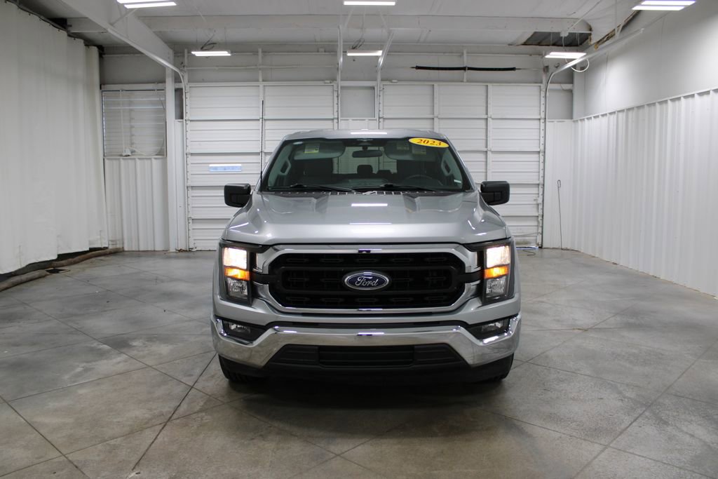 Used 2023 Ford F150 XLT image 3