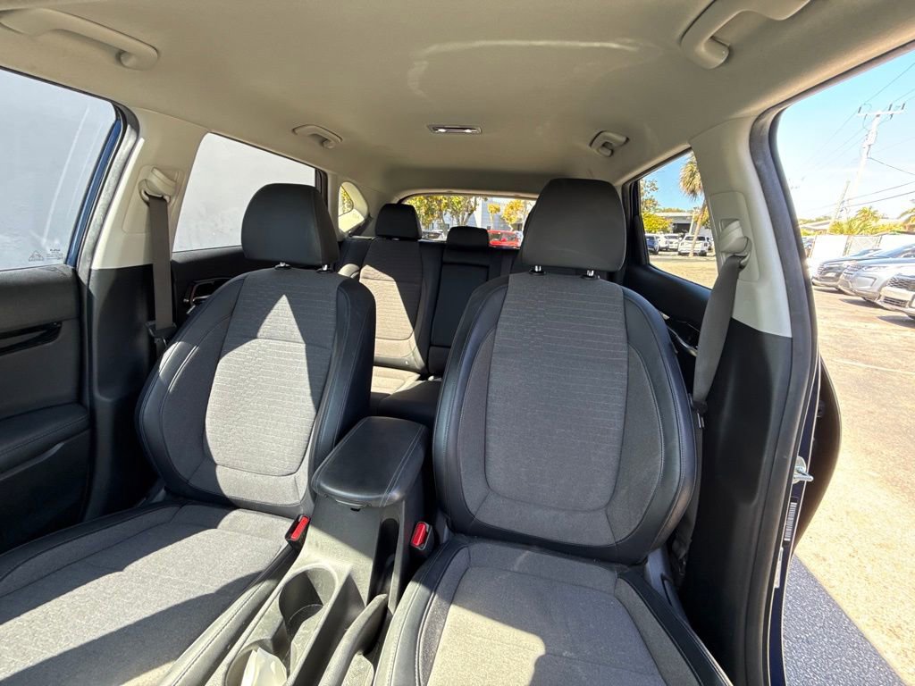 Certified 2022 Kia Seltos S image 3