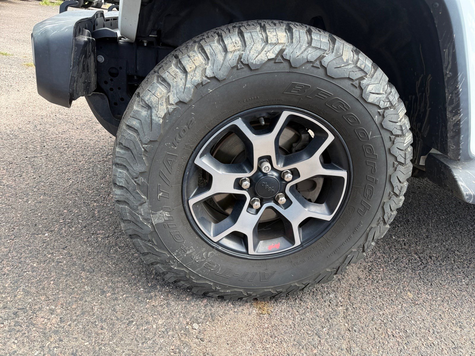 Used 2020 Jeep Gladiator Overland AWD/4WD image 24