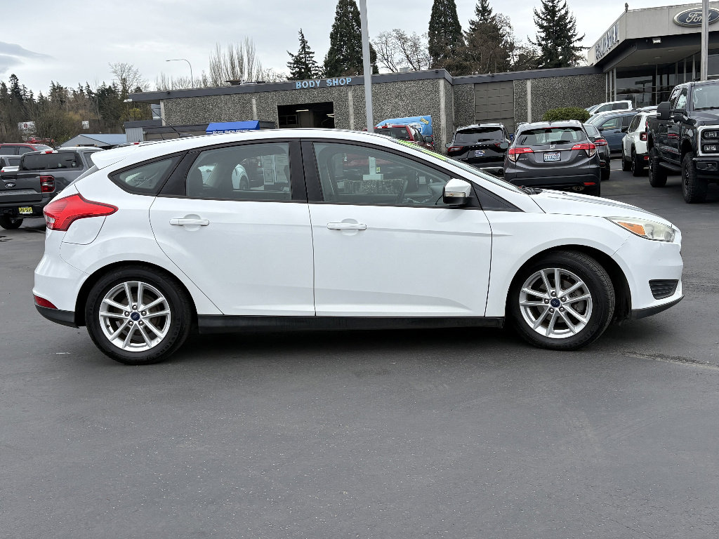 Used 2016 Ford Focus SE image 4