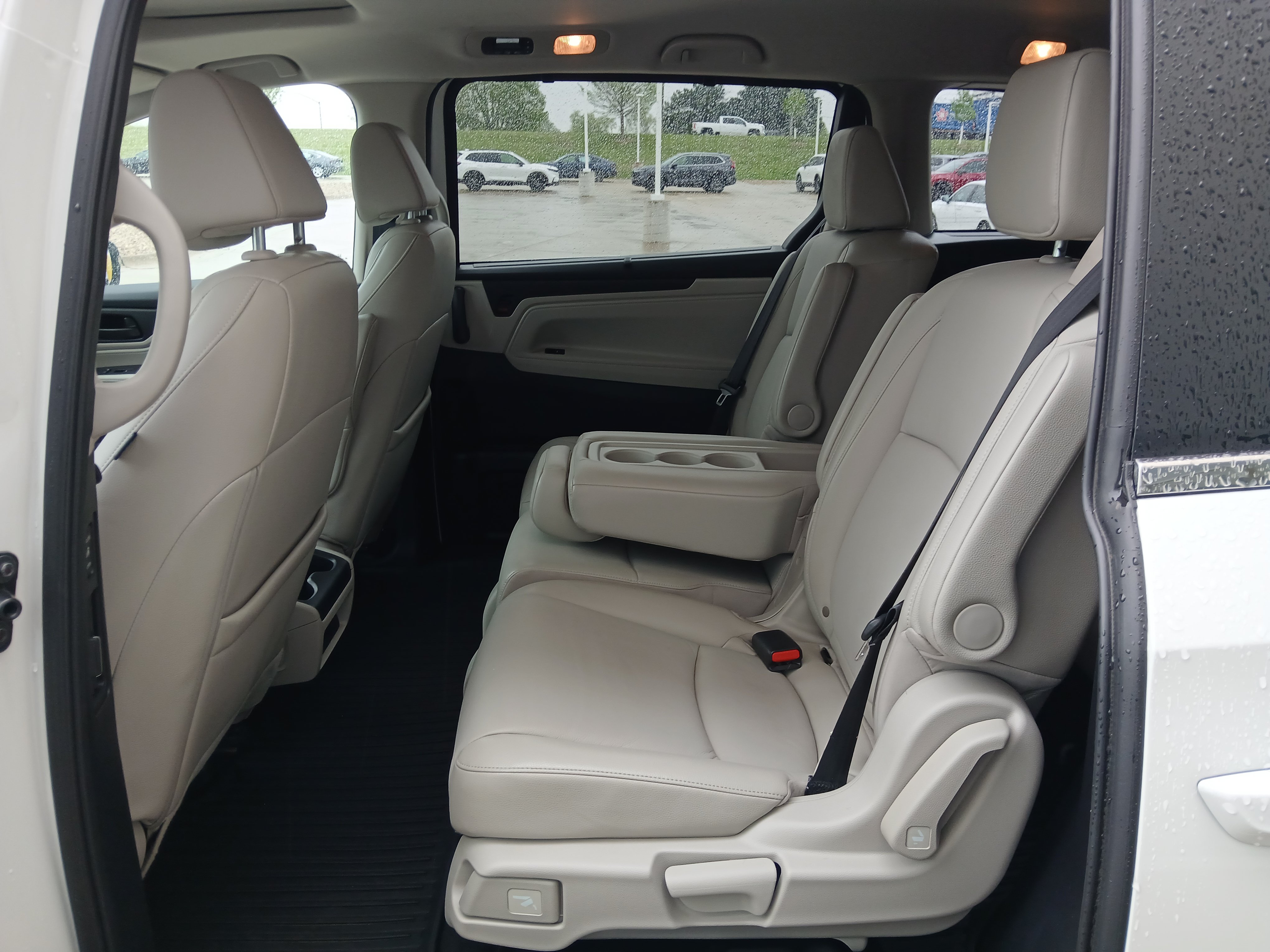 Used 2025 Honda Odyssey EX-L image 9