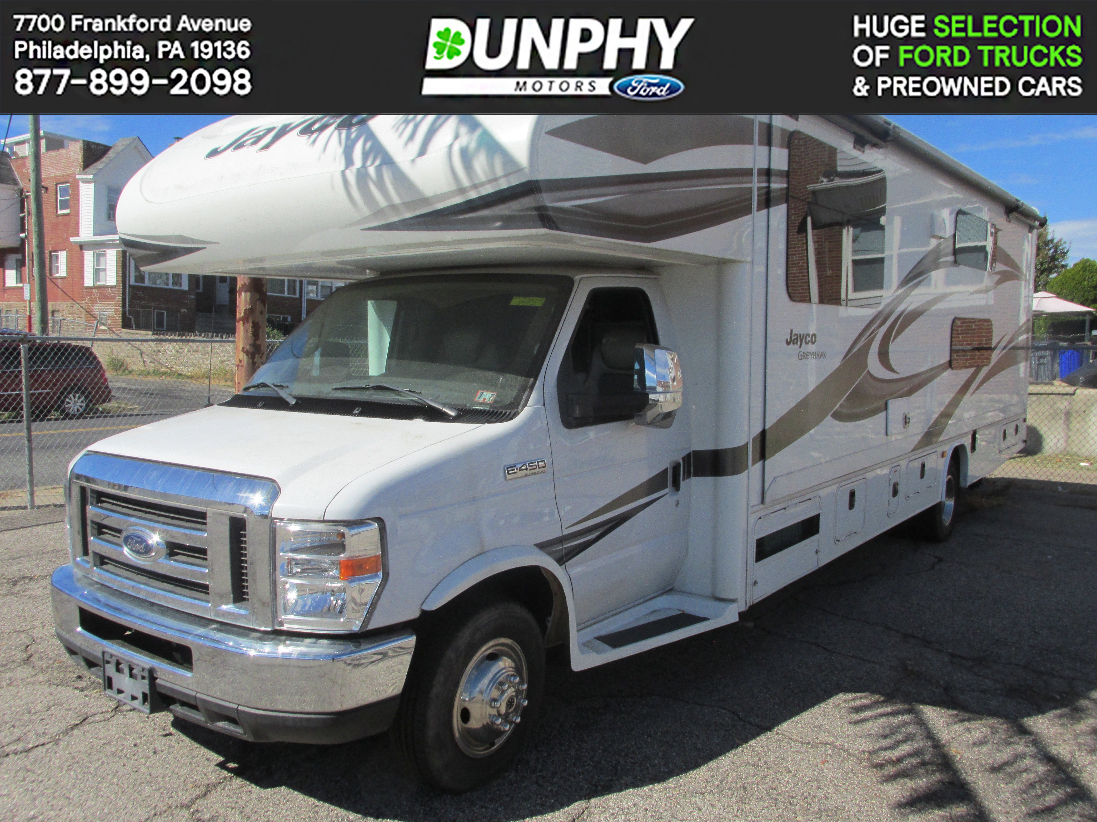 Used 2019 Ford E-450 and Econoline 450 Super Duty w/ Motorhome Prep Package RWD image 1