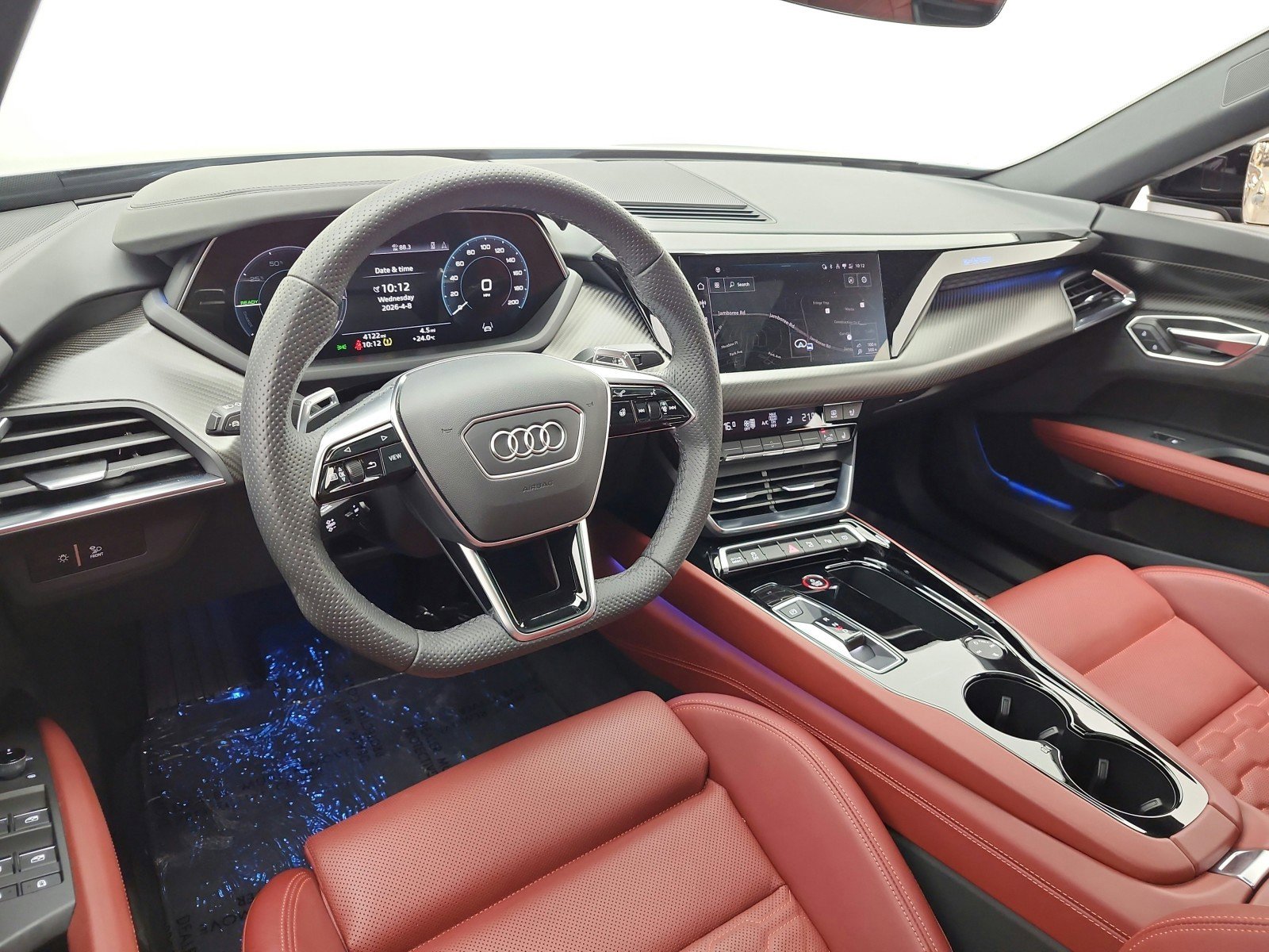 Used 2023 Audi e-tron GT Prestige image 9