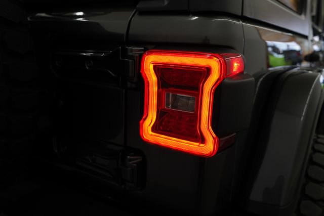 Used 2018 Jeep Wrangler Unlimited Rubicon w/ Dual Top Group image 85