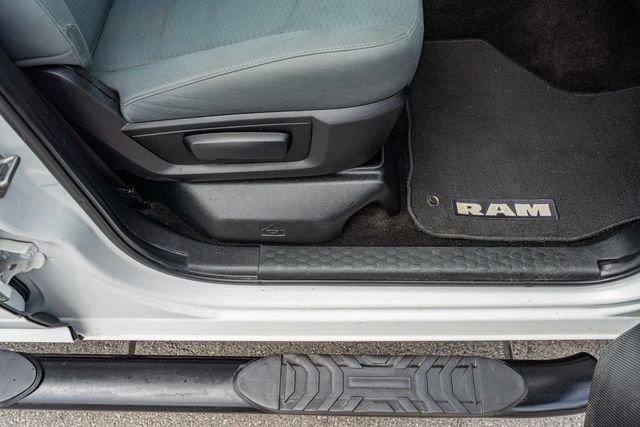 Used 2017 RAM 2500 SLT image 40