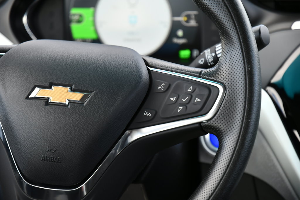 Used 2021 Chevrolet Bolt LT FWD image 28