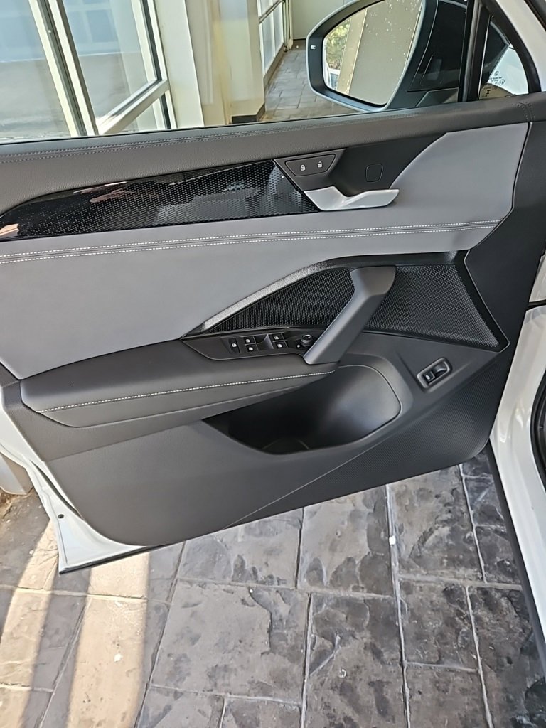 New 2026 Volkswagen Tiguan SE R-Line image 26