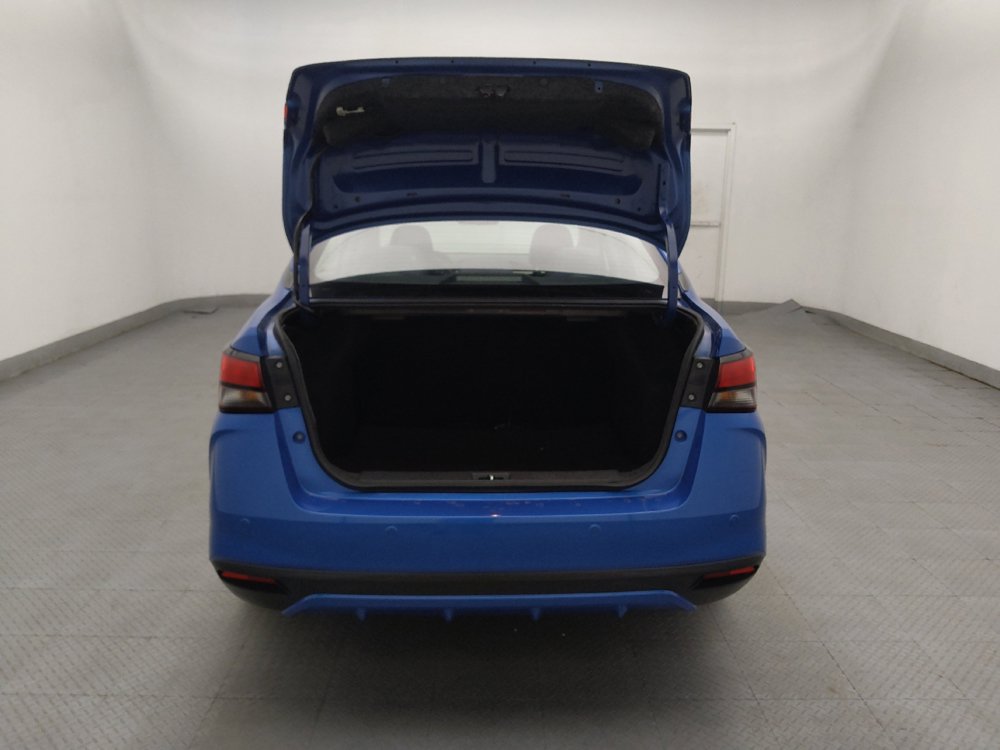 Used 2021 Nissan Versa SV FWD image 29