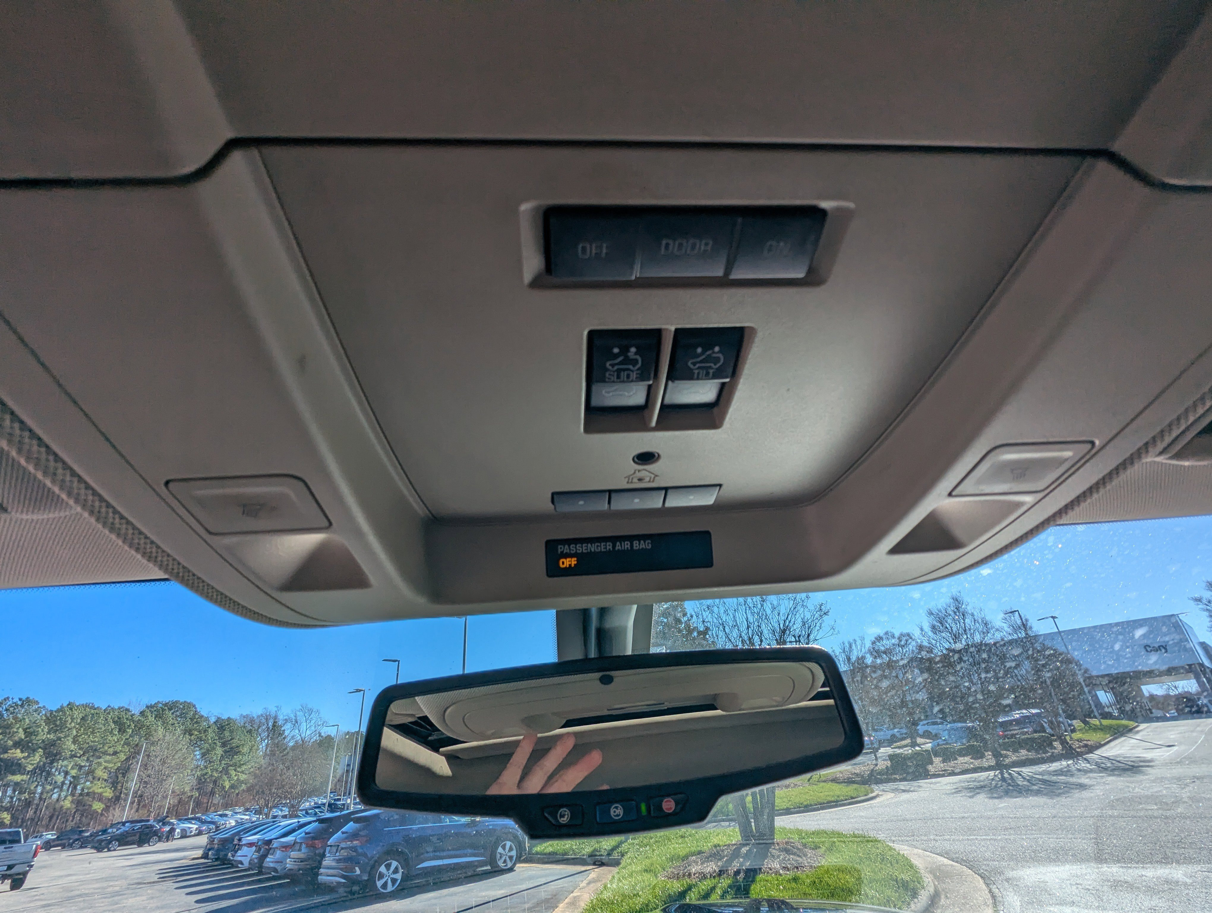 Used 2018 GMC Sierra 1500 SLT w/ SLT Premium Package image 25