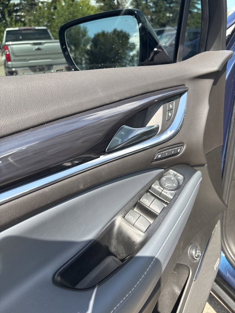 Used 2022 Buick Enclave Premium w/ Experience Buick Package FWD image 9