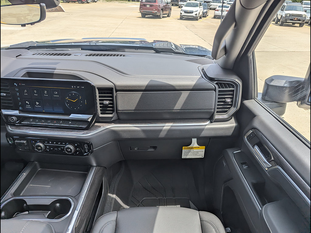 New 2026 Chevrolet Silverado 3500 LTZ w/ LTZ Convenience Package AWD/4WD image 4