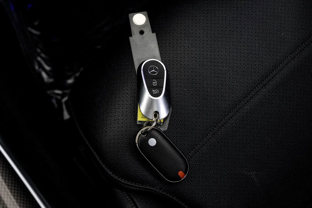 Used 2022 Mercedes-Benz C 300 Sedan image 60